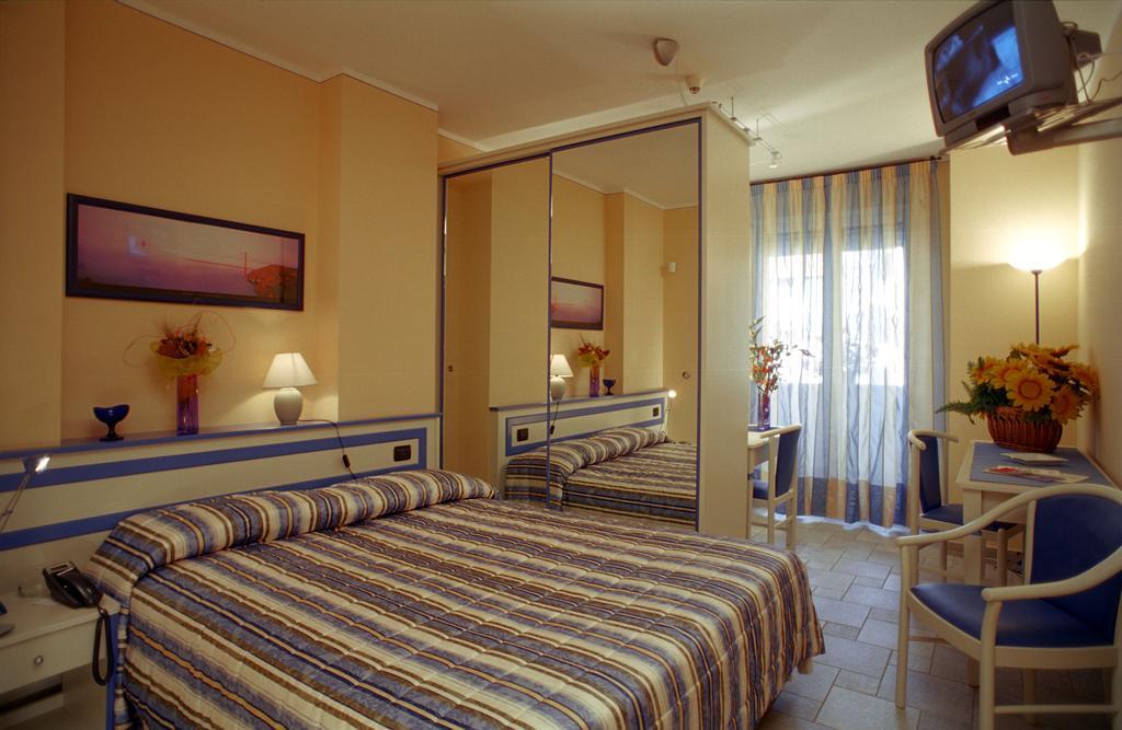 Class 2 Aparthotel 3*